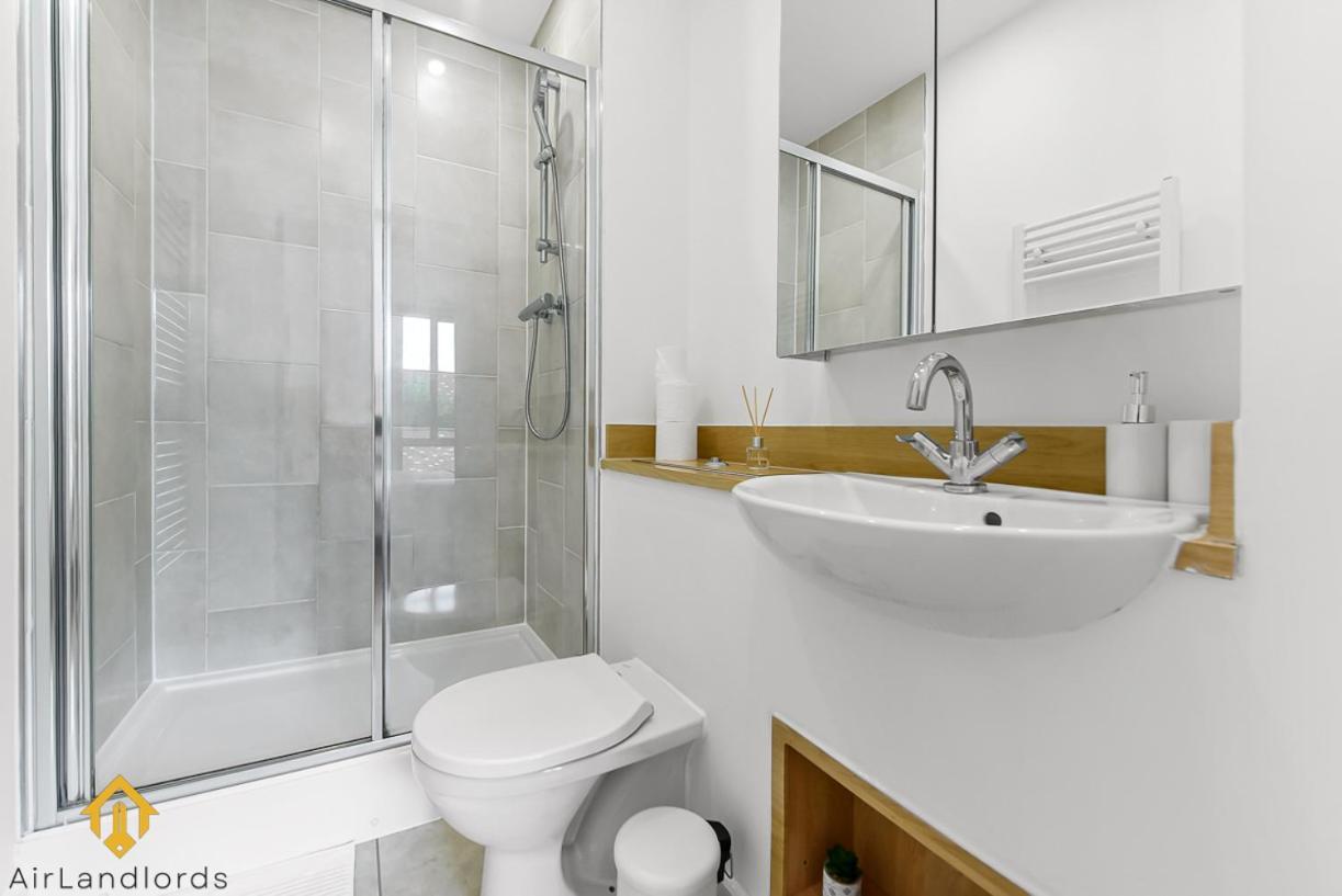 Exclusive 3 Bed 3Bath Penthouse Near Canary Wharf Londres Extérieur photo