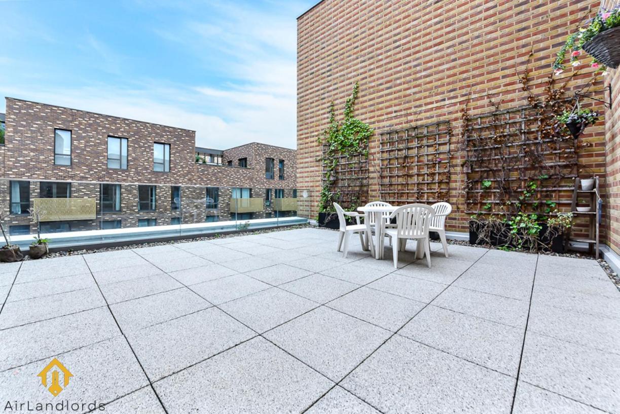 Exclusive 3 Bed 3Bath Penthouse Near Canary Wharf Londres Extérieur photo